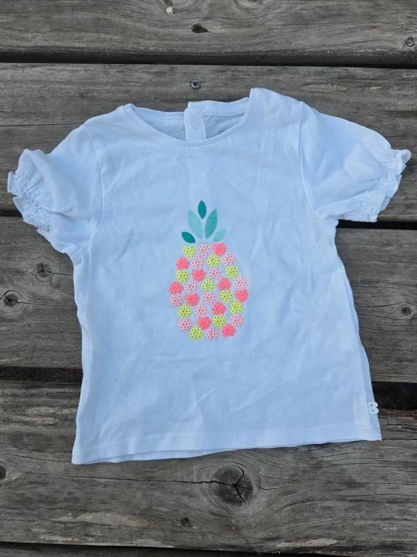 Tee shirt